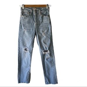 Levi’s wedgie straight distressed jeans